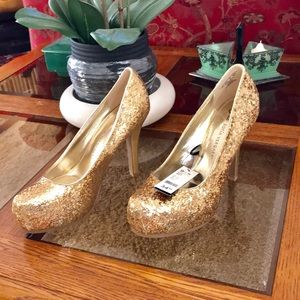 Gold sequins platform heels BWT original price $35